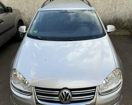 Серый Фольксваген Гольф, объемом двигателя 1.6 л и пробегом 207 тыс. км за 6700 $, фото 5 на Automoto.ua