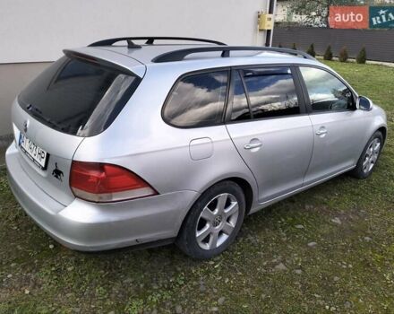 Серый Фольксваген Гольф, объемом двигателя 1.6 л и пробегом 255 тыс. км за 6000 $, фото 1 на Automoto.ua