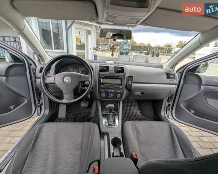 Серый Фольксваген Гольф, объемом двигателя 1.9 л и пробегом 308 тыс. км за 6800 $, фото 28 на Automoto.ua