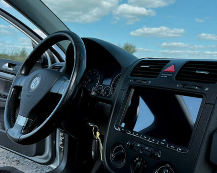 Серый Фольксваген Гольф, объемом двигателя 1.6 л и пробегом 220 тыс. км за 7300 $, фото 1 на Automoto.ua