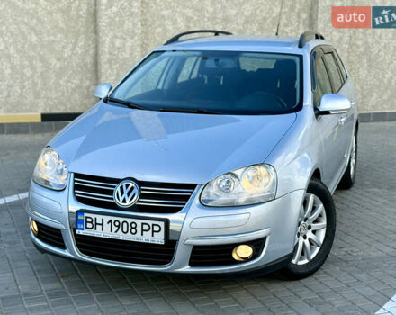 Сірий Фольксваген Гольф, об'ємом двигуна 1.4 л та пробігом 206 тис. км за 6900 $, фото 3 на Automoto.ua