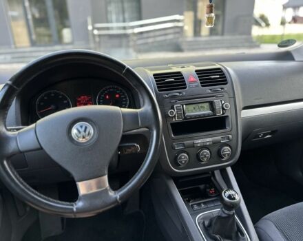 Сірий Фольксваген Гольф, об'ємом двигуна 1.6 л та пробігом 202 тис. км за 5800 $, фото 16 на Automoto.ua