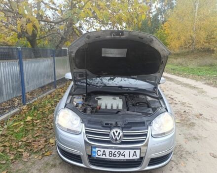 Фольксваген Гольф 2008 в Черкассах на Automoto.ua Серый Фольксваген Гольф, объемом двигателя 0 л и пробегом 291 тыс. км за 7500 $, фото 7 на Automoto.ua