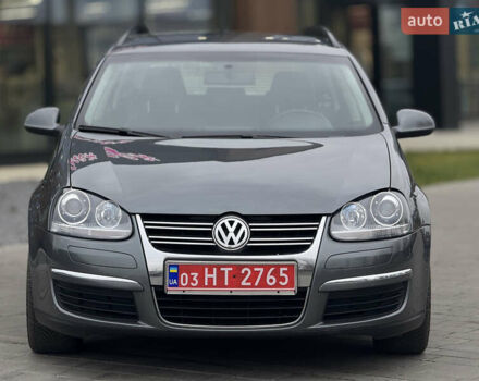 Сірий Фольксваген Гольф, об'ємом двигуна 1.6 л та пробігом 202 тис. км за 6350 $, фото 2 на Automoto.ua