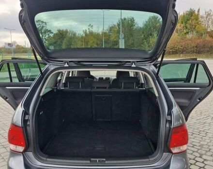 Серый Фольксваген Гольф, объемом двигателя 0 л и пробегом 217 тыс. км за 7500 $, фото 43 на Automoto.ua