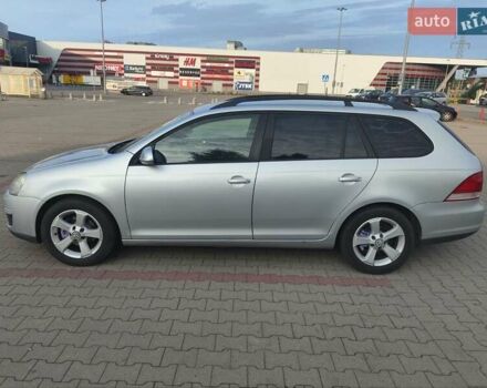 Серый Фольксваген Гольф, объемом двигателя 1.6 л и пробегом 198 тыс. км за 5000 $, фото 6 на Automoto.ua