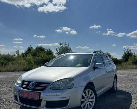 Серый Фольксваген Гольф, объемом двигателя 1.6 л и пробегом 220 тыс. км за 7300 $, фото 66 на Automoto.ua