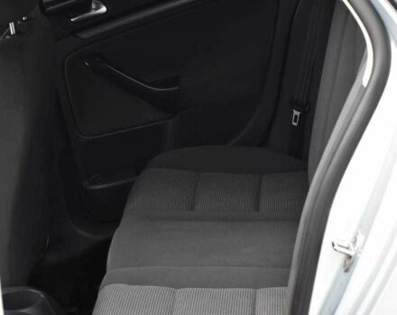 Сірий Фольксваген Гольф, об'ємом двигуна 1.6 л та пробігом 265 тис. км за 5950 $, фото 19 на Automoto.ua