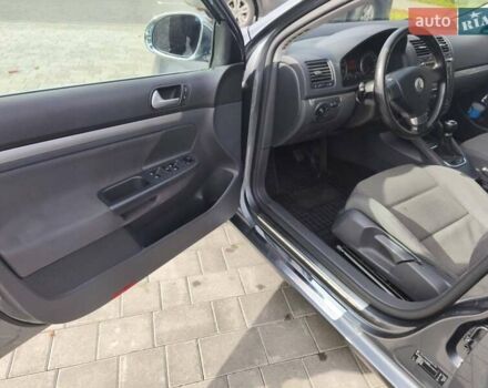 Серый Фольксваген Гольф, объемом двигателя 1.39 л и пробегом 219 тыс. км за 6500 $, фото 1 на Automoto.ua