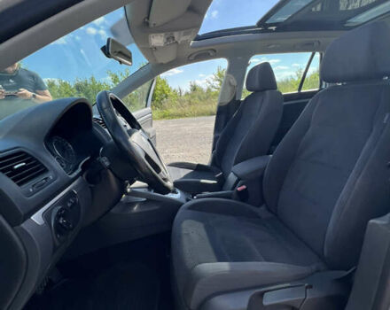 Серый Фольксваген Гольф, объемом двигателя 1.6 л и пробегом 220 тыс. км за 7300 $, фото 46 на Automoto.ua