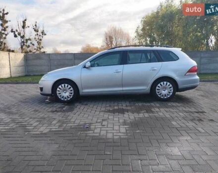 Серый Фольксваген Гольф, объемом двигателя 1.4 л и пробегом 235 тыс. км за 5600 $, фото 10 на Automoto.ua