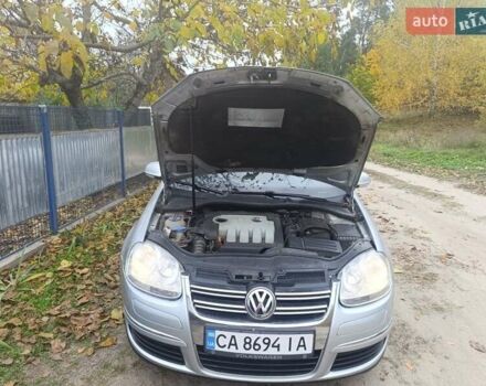 Серый Фольксваген Гольф, объемом двигателя 1.9 л и пробегом 291 тыс. км за 7500 $, фото 6 на Automoto.ua