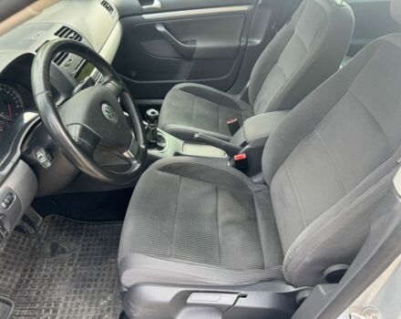 Серый Фольксваген Гольф, объемом двигателя 1.9 л и пробегом 304 тыс. км за 3742 $, фото 5 на Automoto.ua