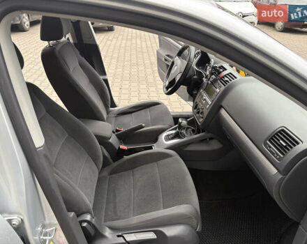 Серый Фольксваген Гольф, объемом двигателя 1.9 л и пробегом 198 тыс. км за 6700 $, фото 18 на Automoto.ua