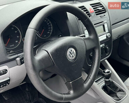 Серый Фольксваген Гольф, объемом двигателя 0 л и пробегом 236 тыс. км за 5800 $, фото 25 на Automoto.ua