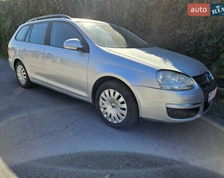 Серый Фольксваген Гольф, объемом двигателя 1.6 л и пробегом 256 тыс. км за 5650 $, фото 6 на Automoto.ua