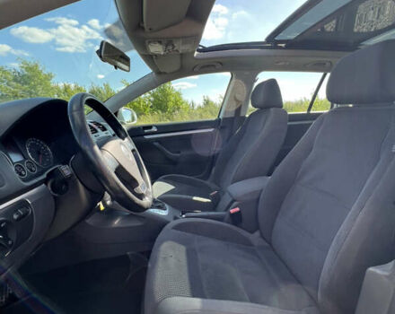 Серый Фольксваген Гольф, объемом двигателя 1.6 л и пробегом 220 тыс. км за 7300 $, фото 45 на Automoto.ua