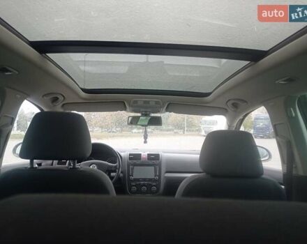 Серый Фольксваген Гольф, объемом двигателя 1.4 л и пробегом 196 тыс. км за 5650 $, фото 4 на Automoto.ua