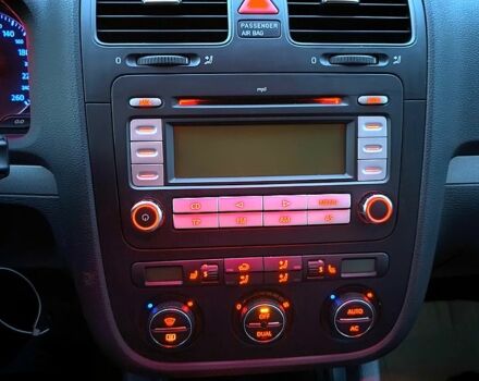 Сірий Фольксваген Гольф, об'ємом двигуна 1.4 л та пробігом 185 тис. км за 6200 $, фото 11 на Automoto.ua