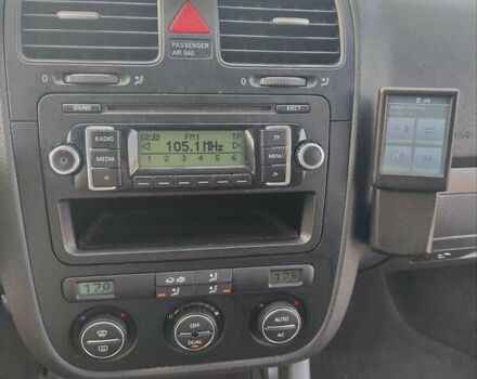 Серый Фольксваген Гольф, объемом двигателя 1.6 л и пробегом 198 тыс. км за 5000 $, фото 12 на Automoto.ua