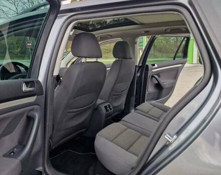 Серый Фольксваген Гольф, объемом двигателя 0 л и пробегом 217 тыс. км за 7500 $, фото 44 на Automoto.ua