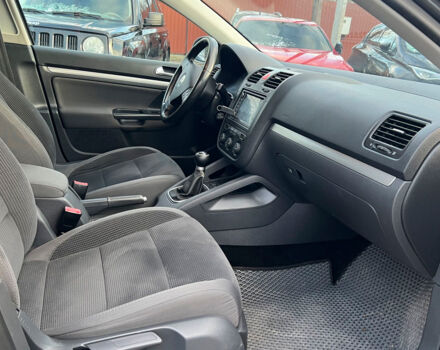 Серый Фольксваген Гольф, объемом двигателя 1.4 л и пробегом 230 тыс. км за 5899 $, фото 13 на Automoto.ua