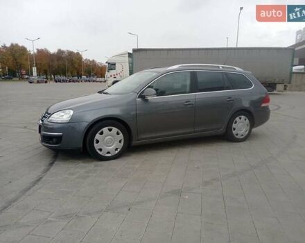Серый Фольксваген Гольф, объемом двигателя 1.4 л и пробегом 196 тыс. км за 5650 $, фото 2 на Automoto.ua