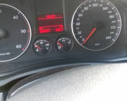 Серый Фольксваген Гольф, объемом двигателя 1.9 л и пробегом 260 тыс. км за 6750 $, фото 2 на Automoto.ua