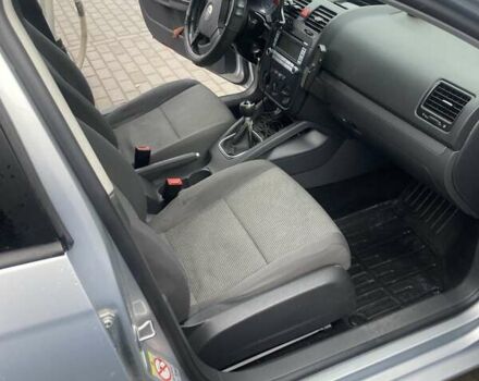 Сірий Фольксваген Гольф, об'ємом двигуна 1.9 л та пробігом 290 тис. км за 6500 $, фото 2 на Automoto.ua