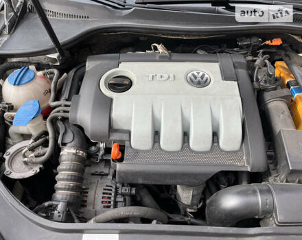 Сірий Фольксваген Гольф, об'ємом двигуна 1.9 л та пробігом 288 тис. км за 7500 $, фото 85 на Automoto.ua