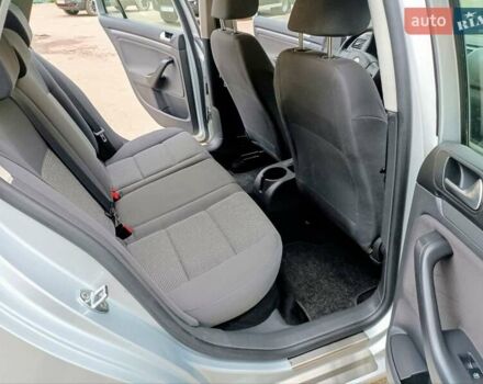 Сірий Фольксваген Гольф, об'ємом двигуна 1.6 л та пробігом 210 тис. км за 6399 $, фото 32 на Automoto.ua