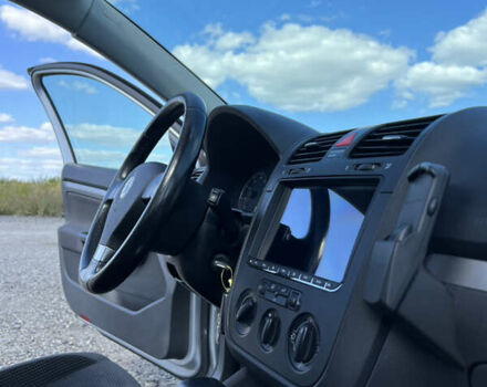 Серый Фольксваген Гольф, объемом двигателя 1.6 л и пробегом 220 тыс. км за 7300 $, фото 20 на Automoto.ua