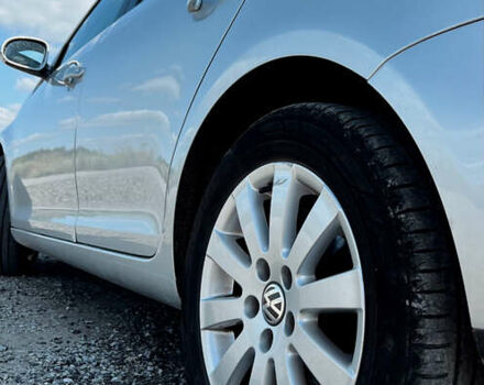 Серый Фольксваген Гольф, объемом двигателя 1.6 л и пробегом 220 тыс. км за 7300 $, фото 8 на Automoto.ua