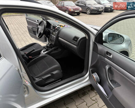 Серый Фольксваген Гольф, объемом двигателя 1.9 л и пробегом 198 тыс. км за 6700 $, фото 17 на Automoto.ua