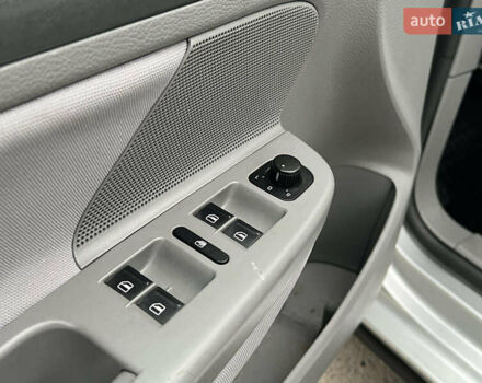 Серый Фольксваген Гольф, объемом двигателя 0 л и пробегом 236 тыс. км за 5800 $, фото 21 на Automoto.ua