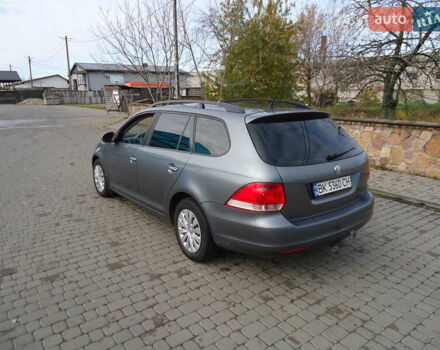 Серый Фольксваген Гольф, объемом двигателя 1.9 л и пробегом 290 тыс. км за 5600 $, фото 4 на Automoto.ua