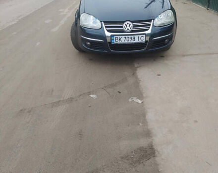 Серый Фольксваген Гольф, объемом двигателя 1.6 л и пробегом 267 тыс. км за 5500 $, фото 7 на Automoto.ua