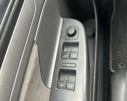 Сірий Фольксваген Гольф, об'ємом двигуна 1.6 л та пробігом 227 тис. км за 6000 $, фото 34 на Automoto.ua