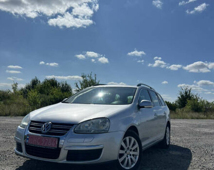 Серый Фольксваген Гольф, объемом двигателя 1.6 л и пробегом 220 тыс. км за 7300 $, фото 65 на Automoto.ua