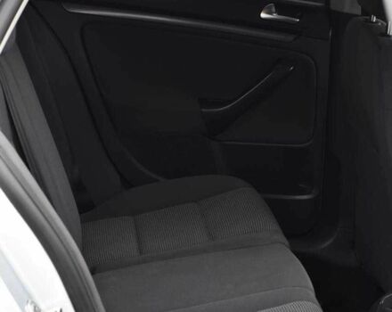 Сірий Фольксваген Гольф, об'ємом двигуна 1.6 л та пробігом 265 тис. км за 5950 $, фото 17 на Automoto.ua