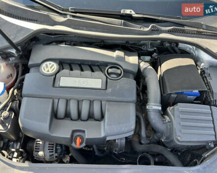 Серый Фольксваген Гольф, объемом двигателя 1.6 л и пробегом 220 тыс. км за 7300 $, фото 31 на Automoto.ua