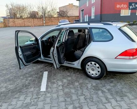 Серый Фольксваген Гольф, объемом двигателя 1.6 л и пробегом 210 тыс. км за 6450 $, фото 19 на Automoto.ua