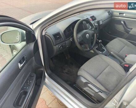 Серый Фольксваген Гольф, объемом двигателя 1.6 л и пробегом 198 тыс. км за 5000 $, фото 10 на Automoto.ua