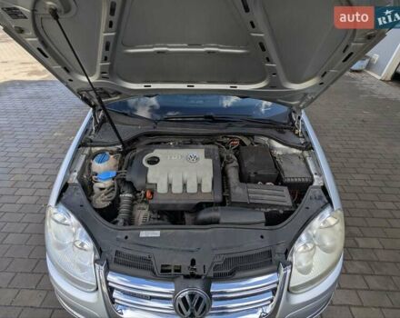 Серый Фольксваген Гольф, объемом двигателя 1.9 л и пробегом 308 тыс. км за 6800 $, фото 20 на Automoto.ua