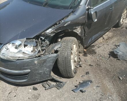 Серый Фольксваген Гольф, объемом двигателя 0 л и пробегом 234 тыс. км за 3200 $, фото 1 на Automoto.ua