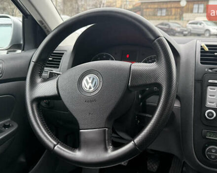 Серый Фольксваген Гольф, объемом двигателя 1.6 л и пробегом 218 тыс. км за 6900 $, фото 21 на Automoto.ua