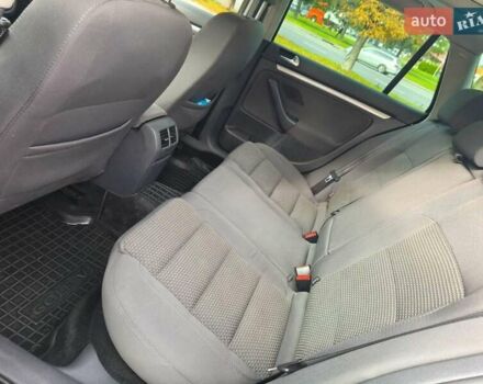 Серый Фольксваген Гольф, объемом двигателя 1.4 л и пробегом 219 тыс. км за 7300 $, фото 1 на Automoto.ua