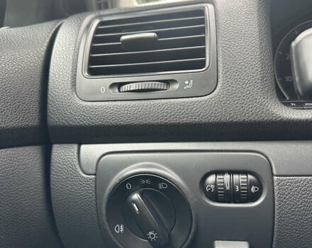 Сірий Фольксваген Гольф, об'ємом двигуна 1.6 л та пробігом 227 тис. км за 6000 $, фото 35 на Automoto.ua