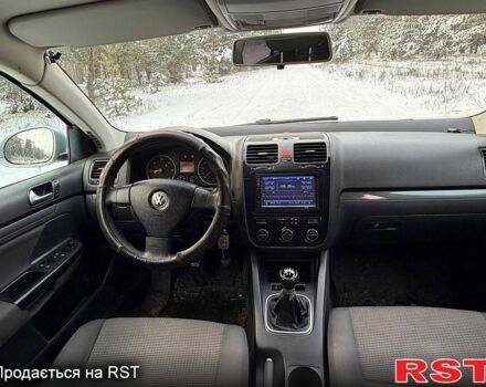 Серый Фольксваген Гольф, объемом двигателя 1.9 л и пробегом 265 тыс. км за 4950 $, фото 10 на Automoto.ua