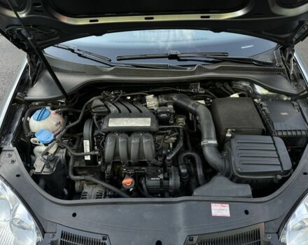 Сірий Фольксваген Гольф, об'ємом двигуна 1.6 л та пробігом 202 тис. км за 5800 $, фото 23 на Automoto.ua